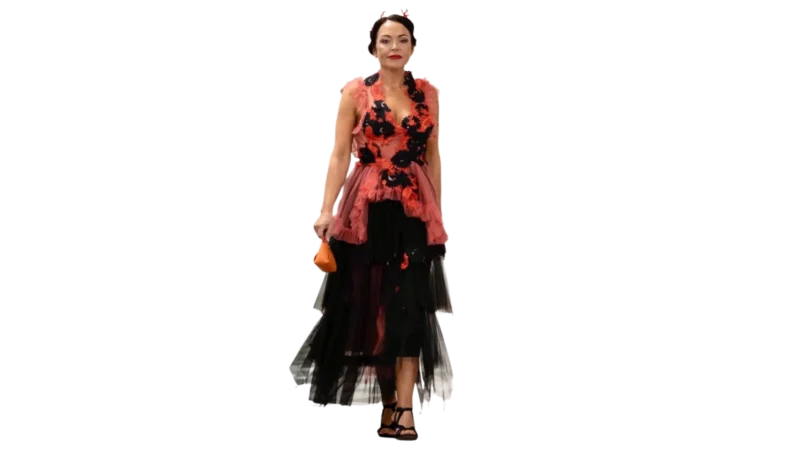 "Night Fire" Dress: Passion and Mystery in Contrast
