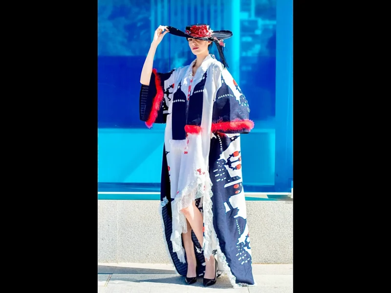 Maravilla Imperial | Vestido Kimono Alta Costura con Pamela y Cristales Swarovski