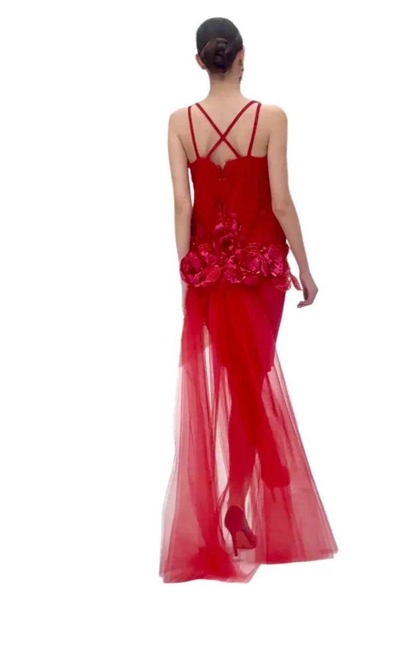 "Caprice of Roses" - Haute Couture Red Dress with Tulle Train - Image 3